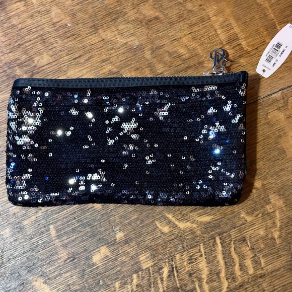 Victorias Secret Clutch Sequins All Over Black Spell Out Silver VS Logo Zip Top - Picture 7 of 7